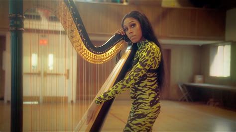 frstbite_iah|Ahya Simone ~ Frostbite (Official Video) .